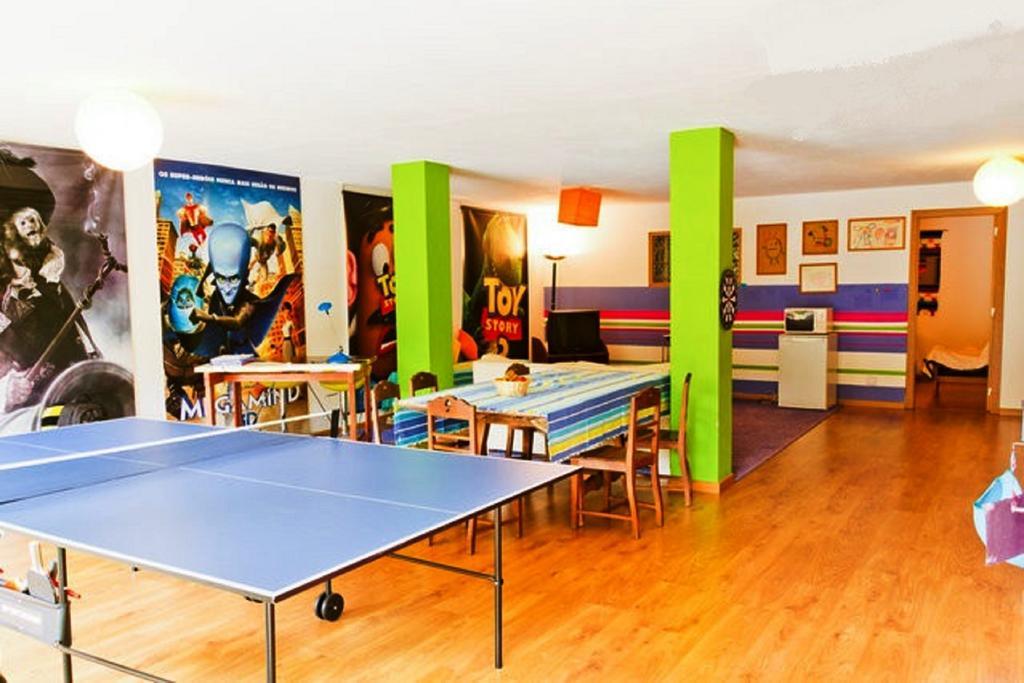 Coloured Studio FAO Oda fotoğraf